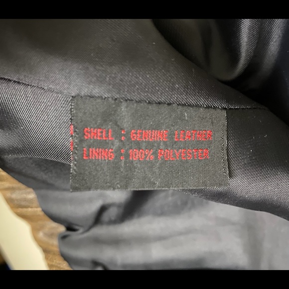 ๐AUTHENTIC VINTAGE GUESS genuine leather jacket - Picture 12 of 13